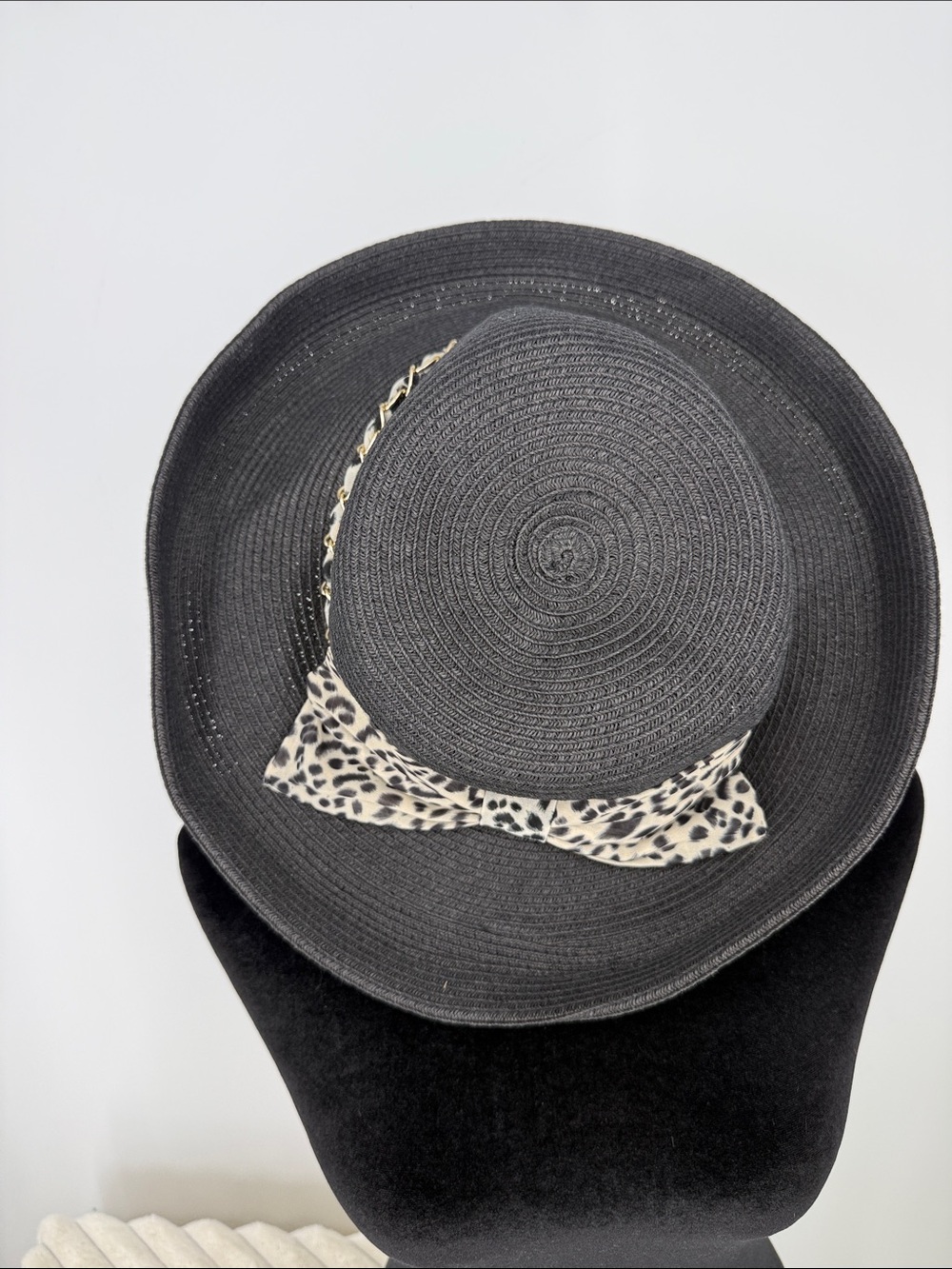 Sun & Sand Women’s Black Sun Hat with Leopard Bow